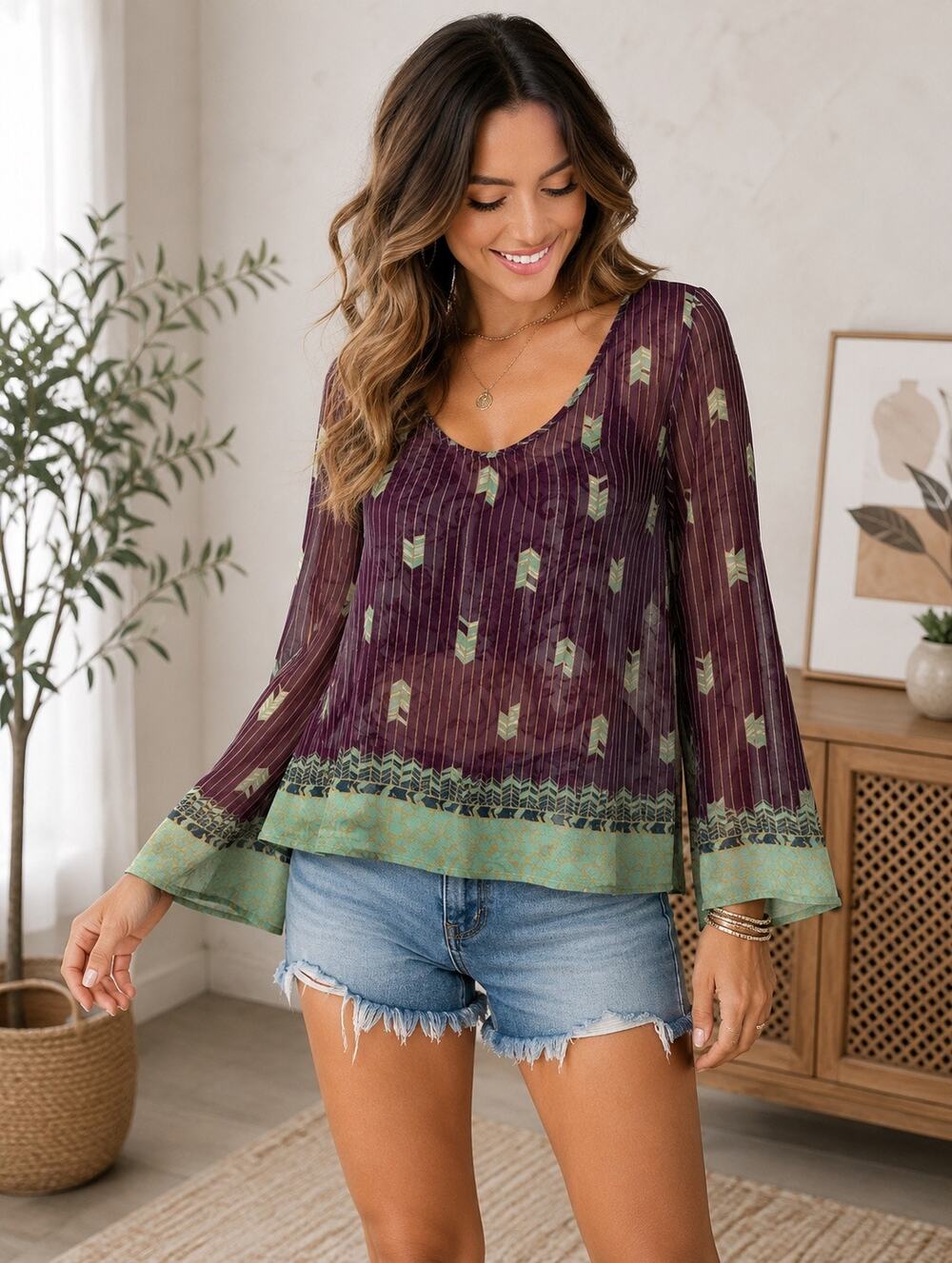 NWOT Peppermint Plum & Mint Boho Semi Sheer Bell Sleeve Blouse Size Medium